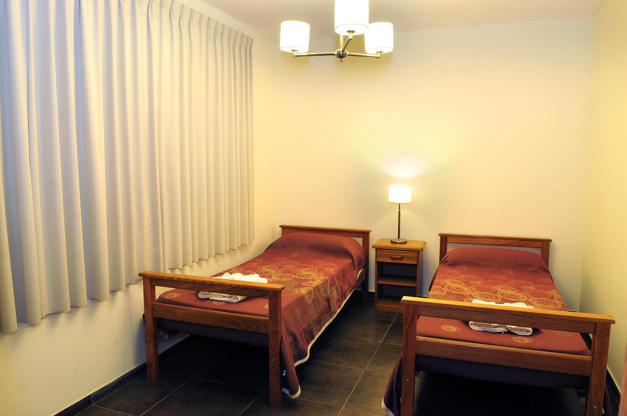 Hotel Ranqueles Villa Carlos Paz Room photo